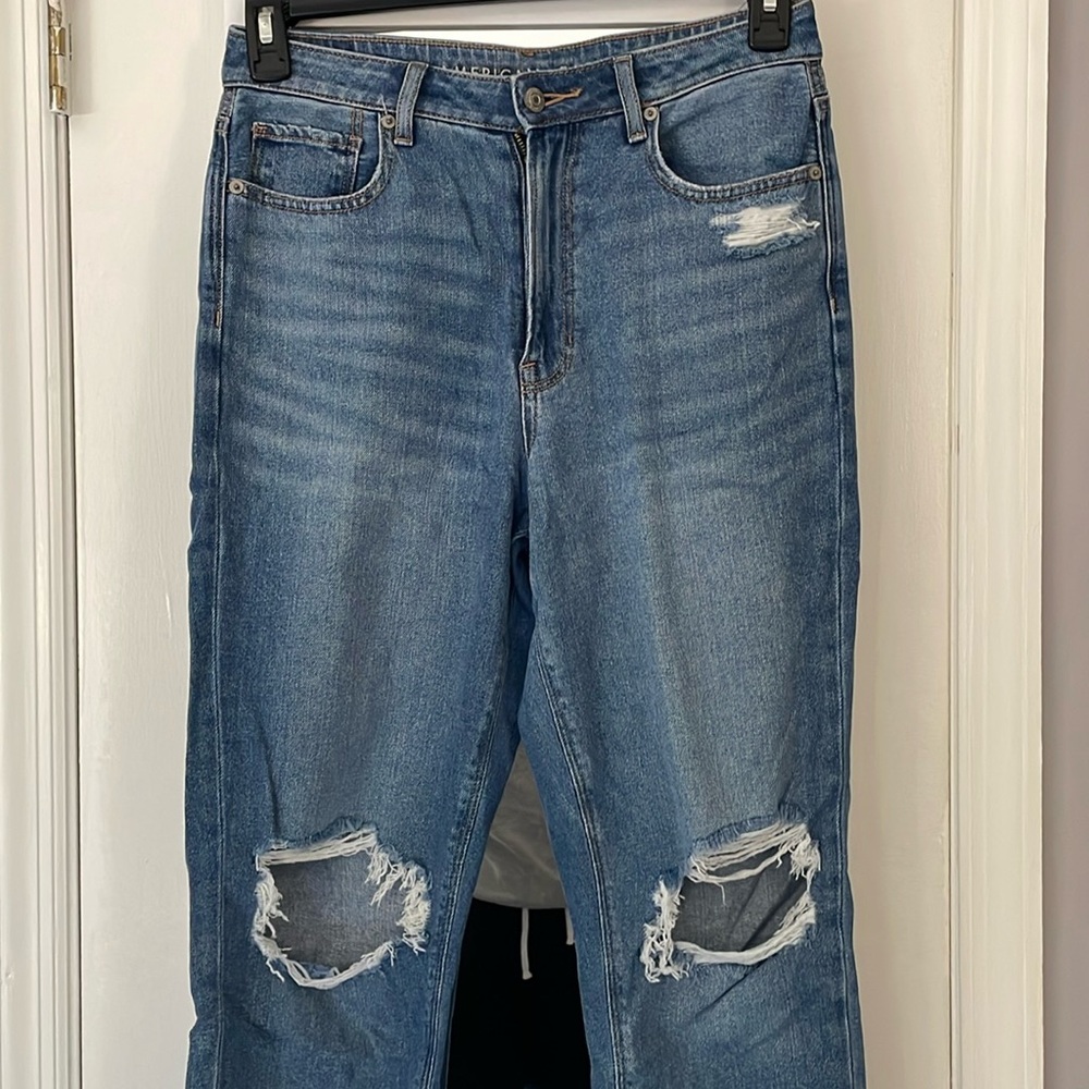 American Eagle Mom Jean